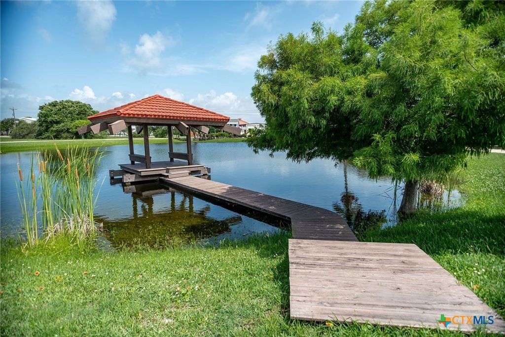 Image 18 of property listing at 1809 W Harrison Avenue, Port O'connor, TX 77982
