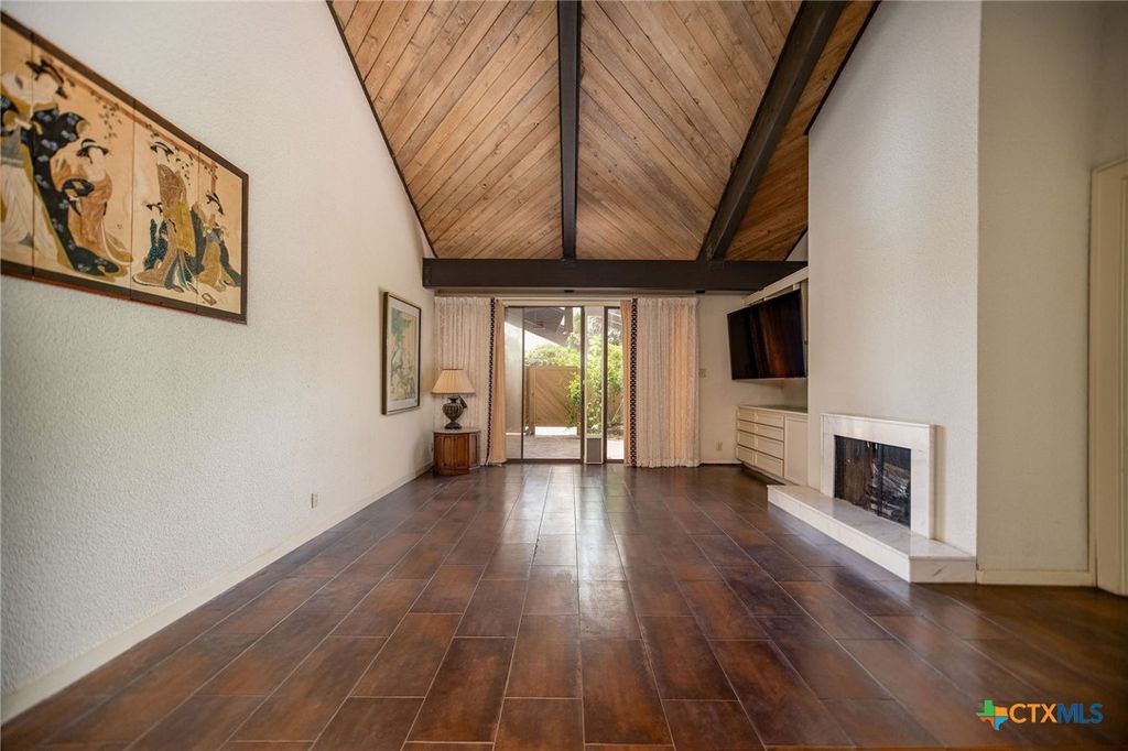 Image 33 of property listing at 1809 W Harrison Avenue, Port O'connor, TX 77982