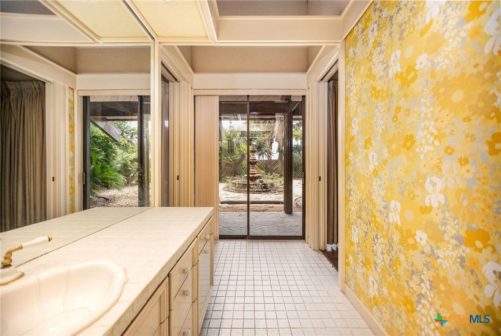 Image 42 of property listing at 1809 W Harrison Avenue, Port O'connor, TX 77982