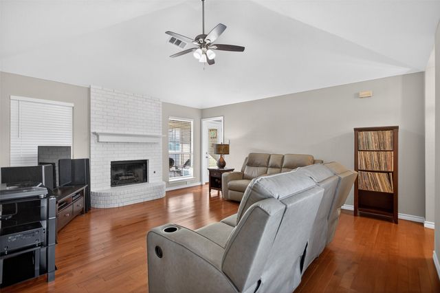 920 York Street, Forney, TX 75126