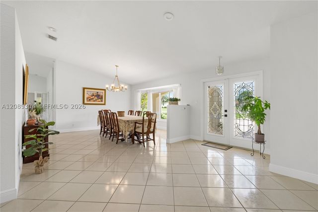 20430 SW 53rd Pl, Pembroke Pines, FL 33332