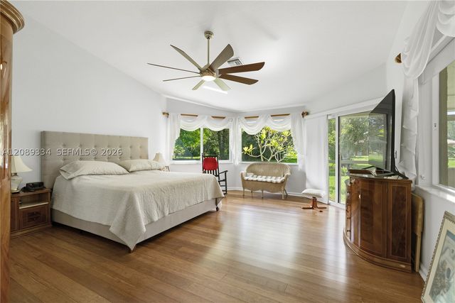 20430 SW 53rd Pl, Pembroke Pines, FL 33332
