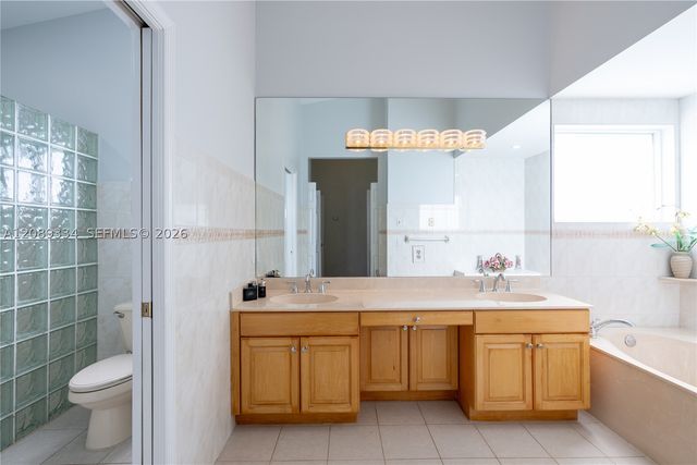 20430 SW 53rd Pl, Pembroke Pines, FL 33332