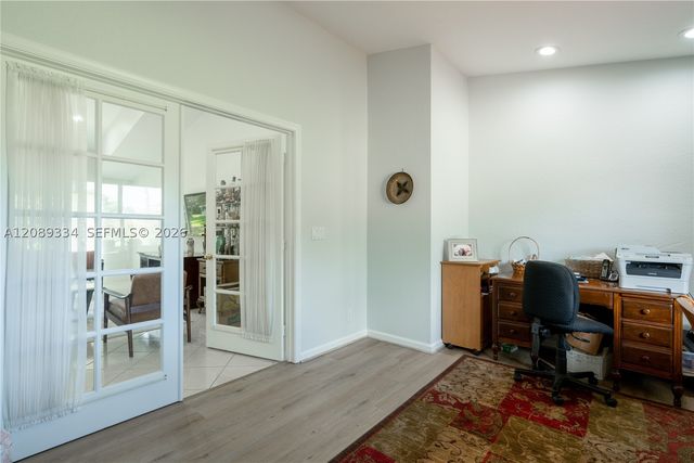 20430 SW 53rd Pl, Pembroke Pines, FL 33332