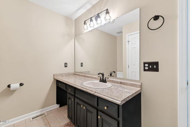 1001 Retriever Lane, Raleigh, NC 27603