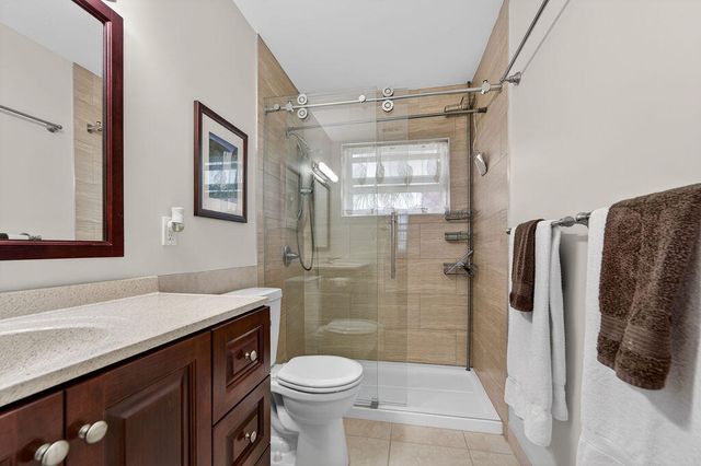 2971 W Crosley Drive F, West Palm Beach, FL 33415