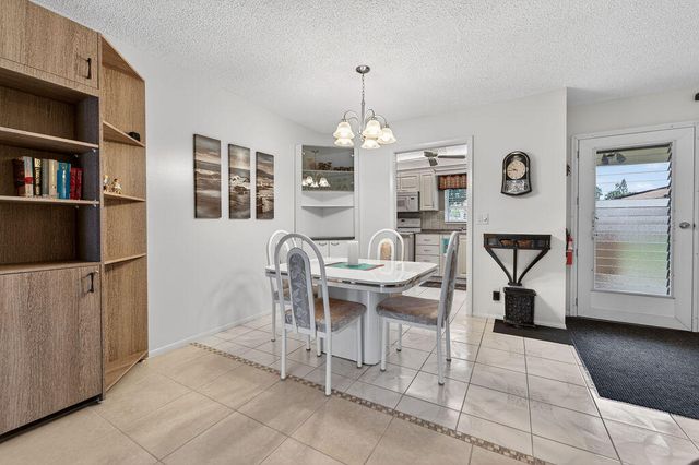 2971 W Crosley Drive F, West Palm Beach, FL 33415