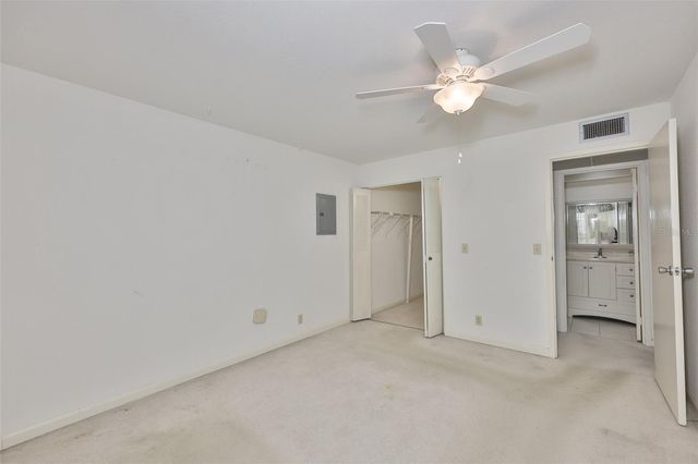 1811 BEDFORD LANE 148, Sun City Center, FL 33573