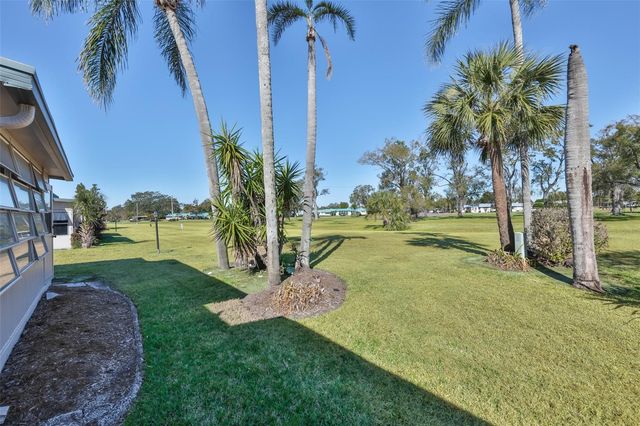 1811 BEDFORD LANE 148, Sun City Center, FL 33573