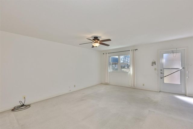 1811 BEDFORD LANE 148, Sun City Center, FL 33573