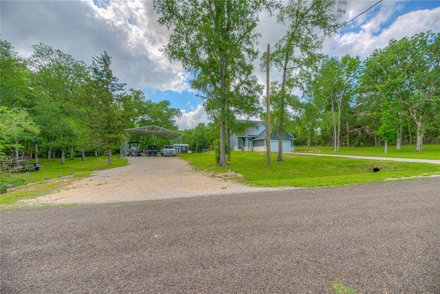 70 Toucan Lane, Coldspring, TX 77331