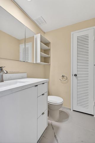 3111 N Ocean Dr 1002, Hollywood, FL 33019