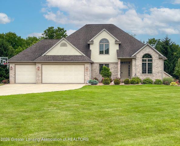 9125 Angie Way, Grand Ledge, MI 48837