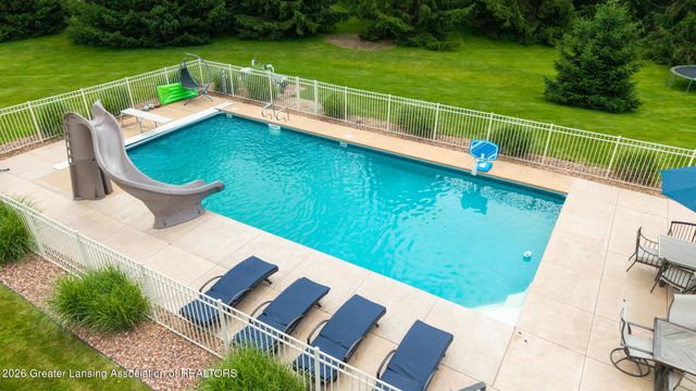 9125 Angie Way, Grand Ledge, MI 48837