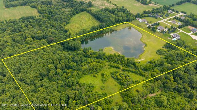 9125 Angie Way, Grand Ledge, MI 48837