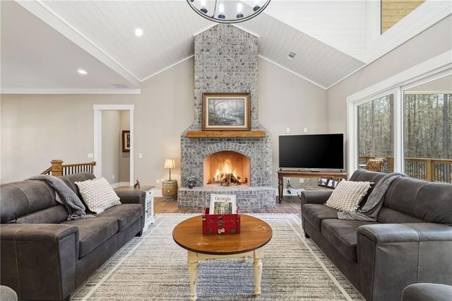 1785 Hubbard Road, Dawsonville, GA 30534