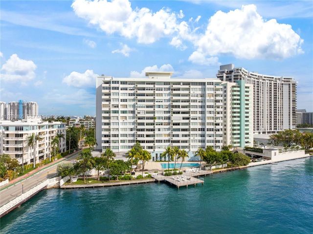 3 Island Ave PHD, Miami Beach, FL 33139