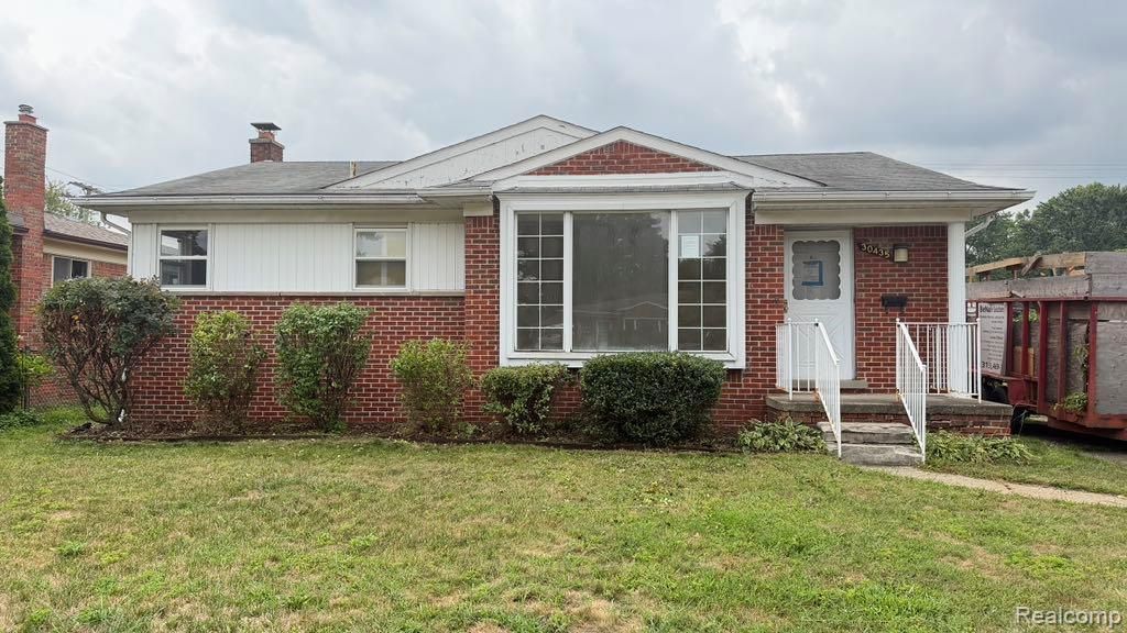 30435 Rosslyn Avenue, Garden City, MI 48135