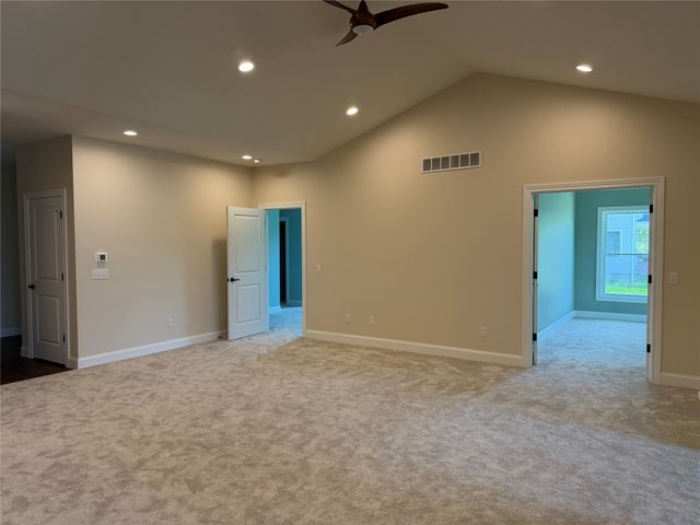 7370 KORIN Crossing 95, Erie, PA 16415