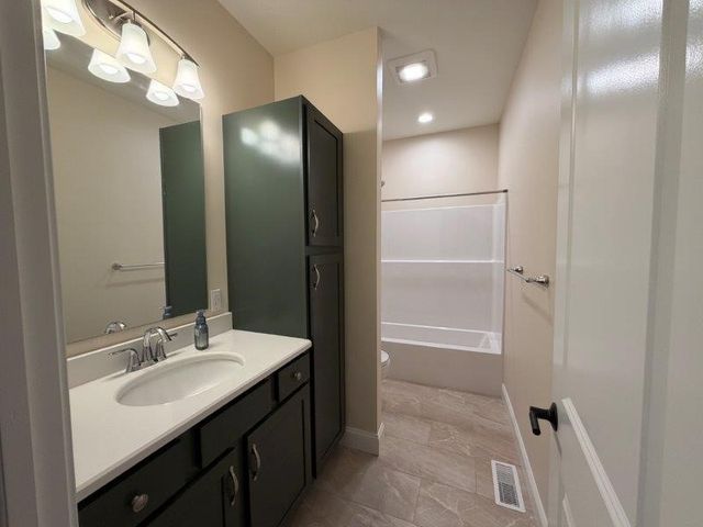 7370 KORIN Crossing 95, Erie, PA 16415