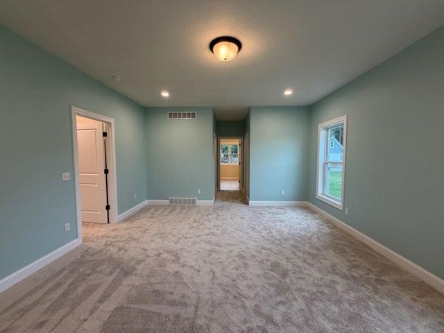 7370 KORIN Crossing 95, Erie, PA 16415