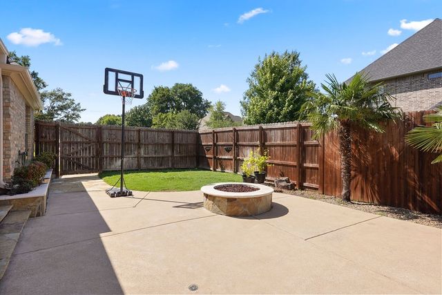 2322 Kingsmill Circle, Tyler, TX 75703