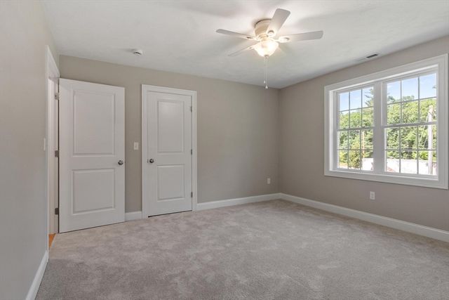 6 Jewett Rd, Sterling, MA 01564