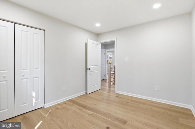 12136 WESTWOOD HILLS DR, Herndon, VA 20171