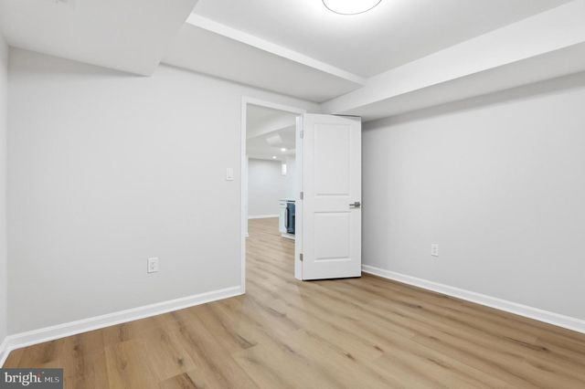 12136 WESTWOOD HILLS DR, Herndon, VA 20171