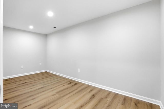 12136 WESTWOOD HILLS DR, Herndon, VA 20171