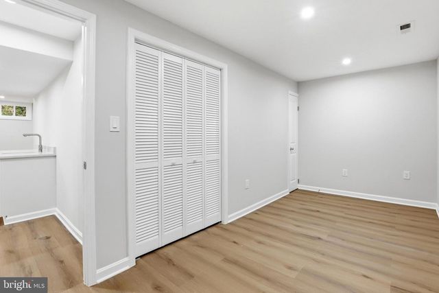 12136 WESTWOOD HILLS DR, Herndon, VA 20171