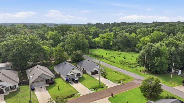 4000 Wesley St., Longview, TX 75605