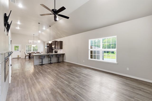 4000 Wesley St., Longview, TX 75605