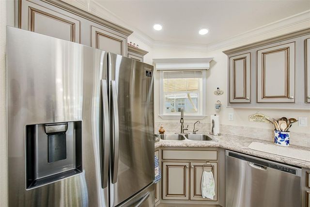 9790 66TH STREET N 307, Pinellas Park, FL 33782