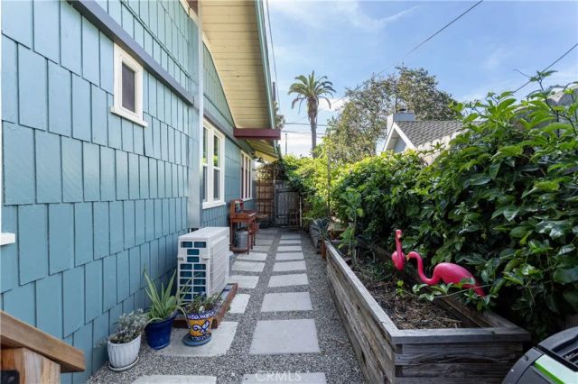 2439 E 6th, Long Beach, CA 90814