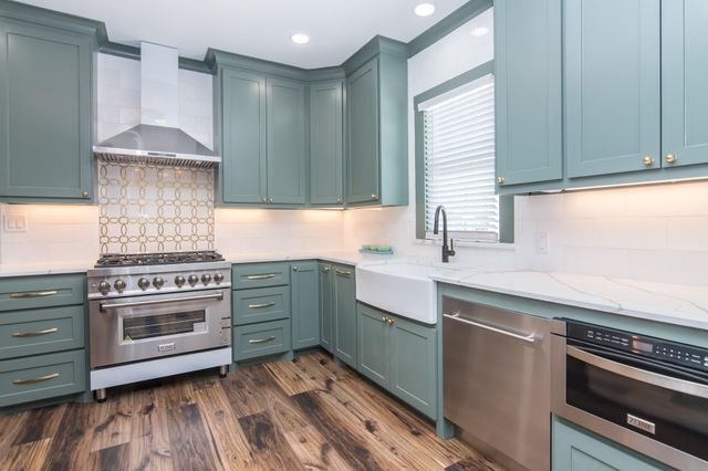 410 N Avenue D, Shiner, TX 77984