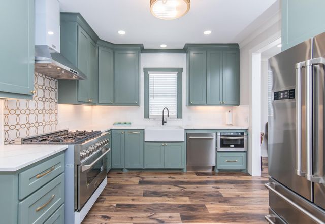 410 N Avenue D, Shiner, TX 77984