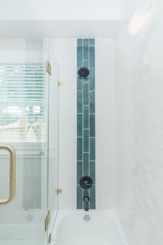 410 N Avenue D, Shiner, TX 77984