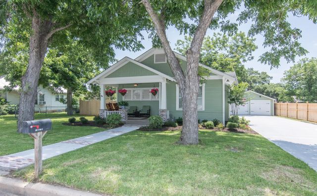 410 N Avenue D, Shiner, TX 77984