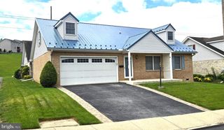 610 W THIRD ST, Waynesboro, PA 17268