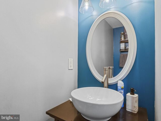 9306 FOXCROFT AVE, Clinton, MD 20735