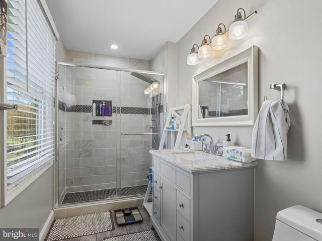 9306 FOXCROFT AVE, Clinton, MD 20735