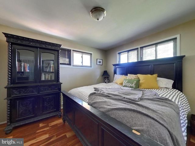 4520 APPLE TREE DR, Alexandria, VA 22310