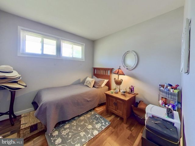 4520 APPLE TREE DR, Alexandria, VA 22310