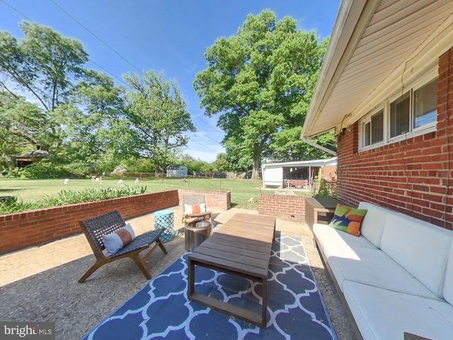4520 APPLE TREE DR, Alexandria, VA 22310