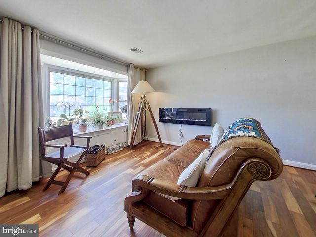 4520 APPLE TREE DR, Alexandria, VA 22310