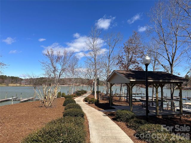 1318 Sunset Point Drive, Connelly Springs, NC 28612