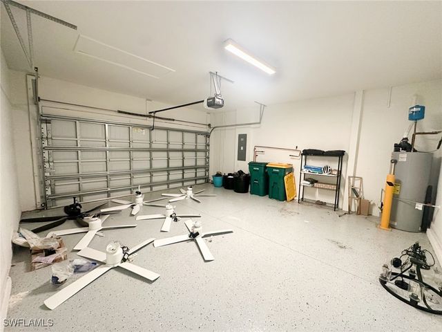 4605 Centaurus CIR, Naples, FL 34120