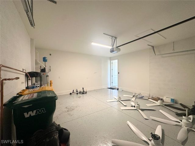 4605 Centaurus CIR, Naples, FL 34120