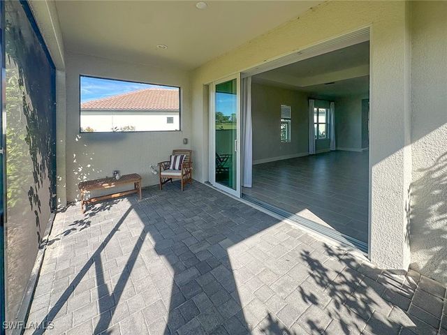 4605 Centaurus CIR, Naples, FL 34120